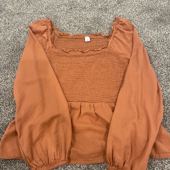 Off the shoulder top - Picture 1 of 2